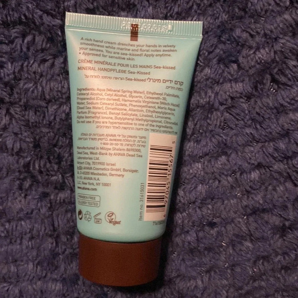 🐼🐼🐼Ahava Deadsea Water Sea Kissed Mineral Hand Cream 1.3 Fl Oz - Picture 2 of 2